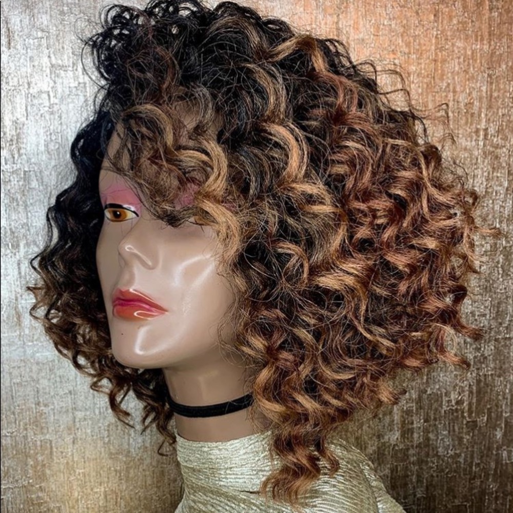 Synthetic bob wig